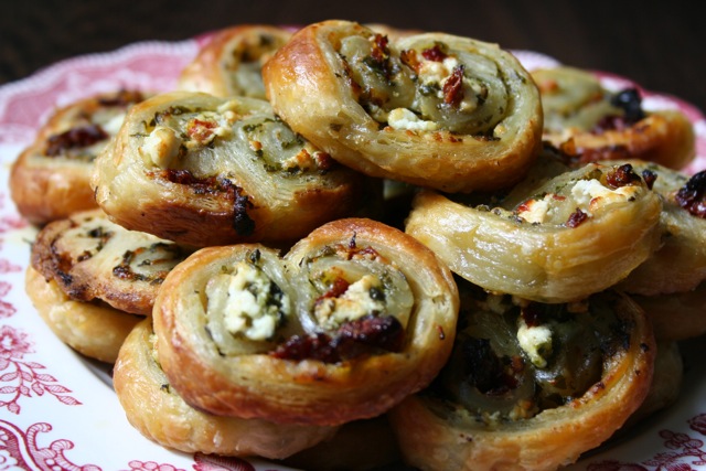 I’m not shy about reposting really great and amazing recipes. This recipe is really nice , impressive and Fun!! Make them ahead of time and keep in refrigerator, slice and bake when your guests arrive. Enjoy again and again ! 